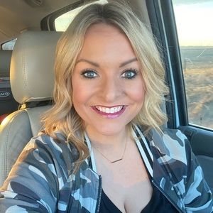 Meet your Posher, Alisha